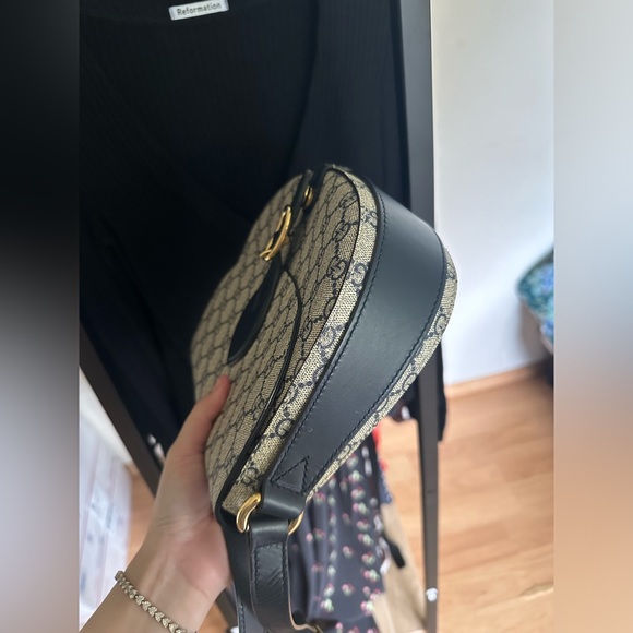 Authentic!! Gucci GG Supreme Small Linea A Shoulder Bag in blue and tan - Picture 9 of 11